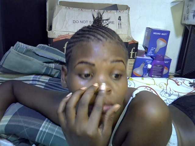 Cute-aliyah live cam on BongaCams