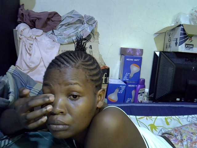 Cute-aliyah live cam on BongaCams
