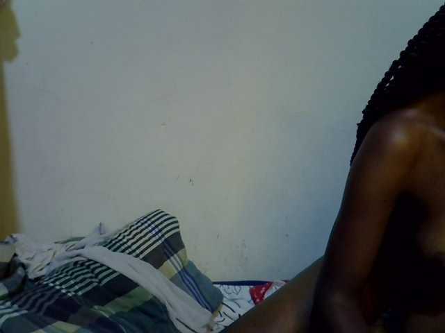 Cute-aliyah live cam on BongaCams