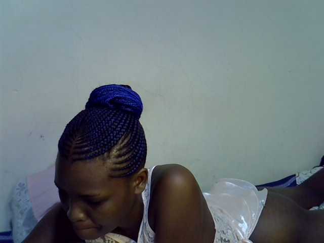 Cute-aliyah live cam on BongaCams