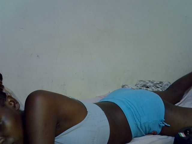 Cute-aliyah live cam on BongaCams