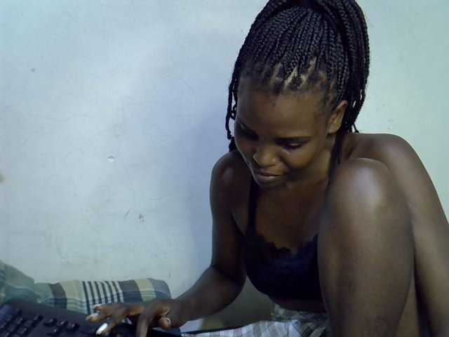 Cute-aliyah live cam on BongaCams