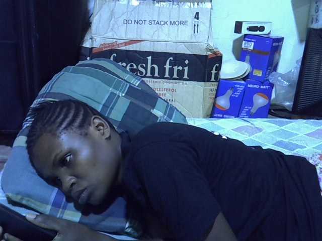 Cute-aliyah live webcam show