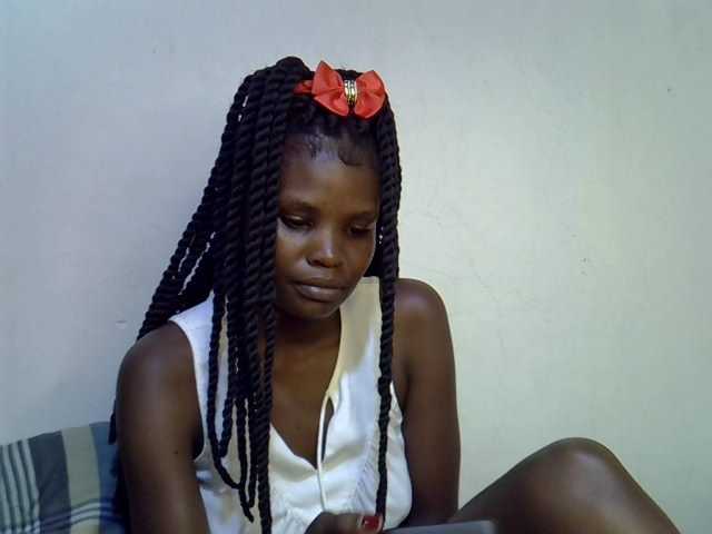 Cute-aliyah live cam on BongaCams