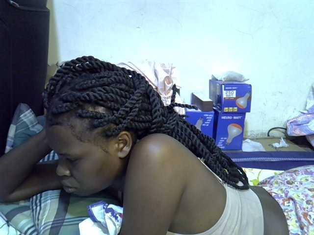 Cute-aliyah live cam on BongaCams