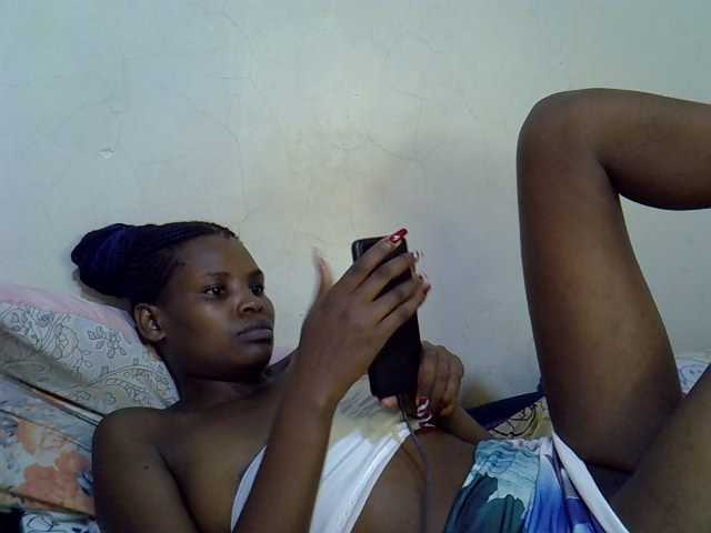 Cute-aliyah live cam on BongaCams