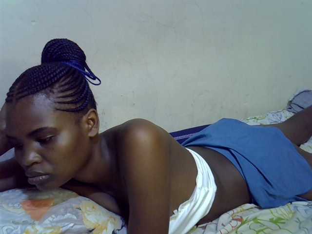 Cute-aliyah live cam on BongaCams