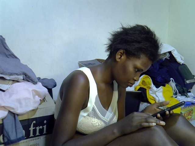 Cute-aliyah live cam on BongaCams