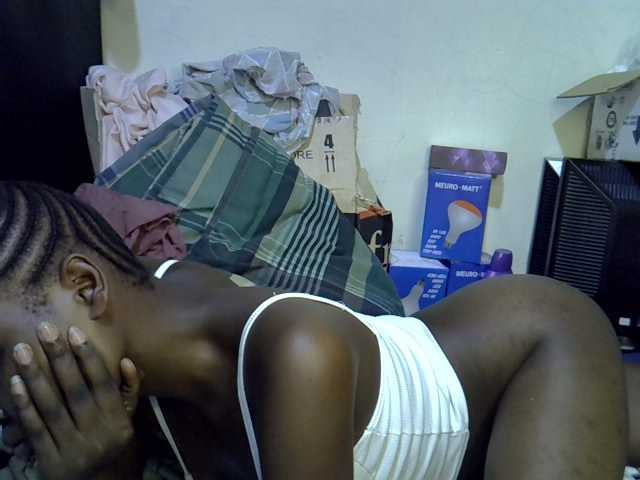 Cute-aliyah live cam on BongaCams