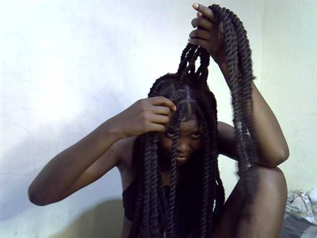 Cute-aliyah live cam on BongaCams