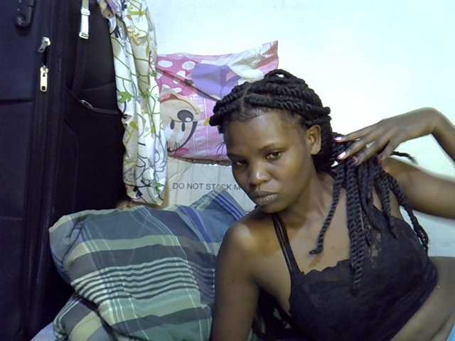 Cute-aliyah live cam on BongaCams