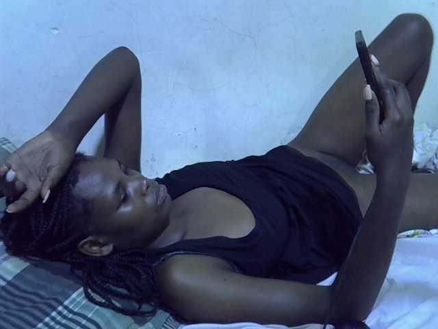 Cute-aliyah live cam on BongaCams