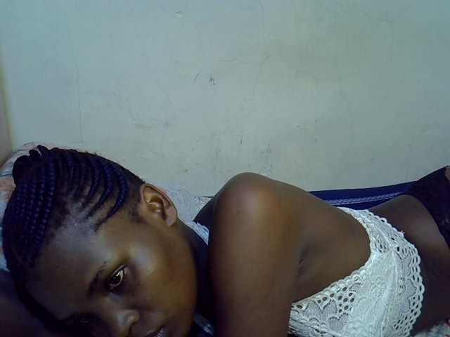 Cute-aliyah live cam on BongaCams