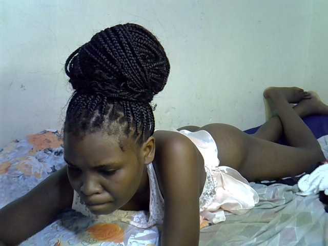 Cute-aliyah live cam on BongaCams