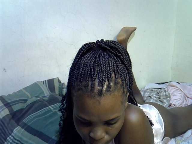 Cute-aliyah live cam on BongaCams
