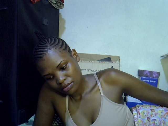 Cute-aliyah live cam on BongaCams