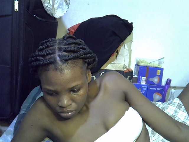Cute-aliyah live cam on BongaCams