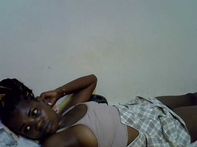 Cute-aliyah live cam on BongaCams