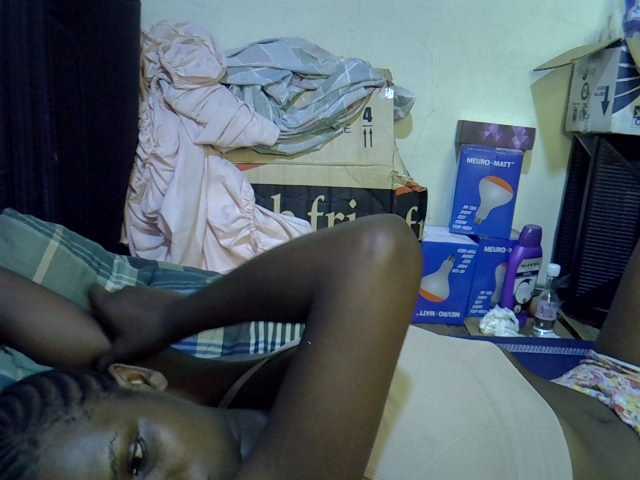 Cute-aliyah live cam on BongaCams