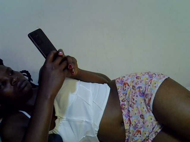 Cute-aliyah live cam on BongaCams