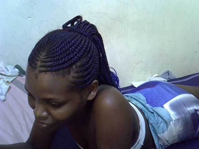 Cute-aliyah live cam on BongaCams