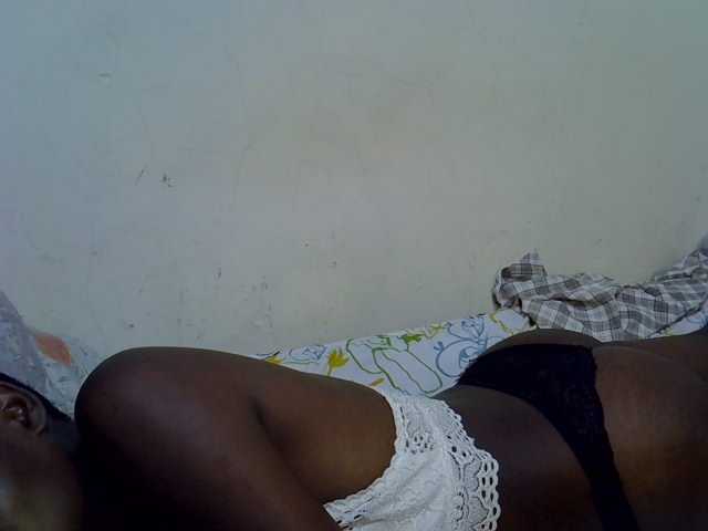 Cute-aliyah live cam on BongaCams
