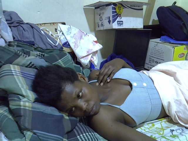 Cute-aliyah live cam on BongaCams