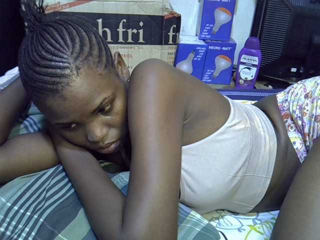 Cute-aliyah live cam on BongaCams