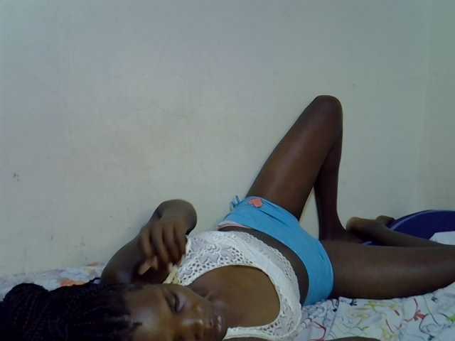 Cute-aliyah live cam on BongaCams