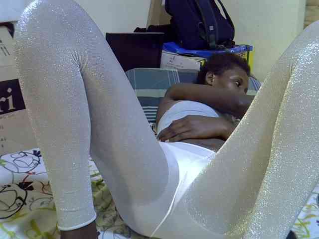 Cute-aliyah webcam