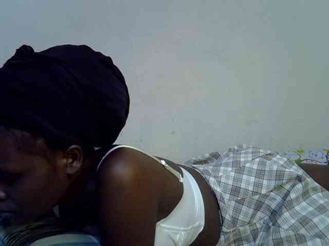 Cute-aliyah webcam