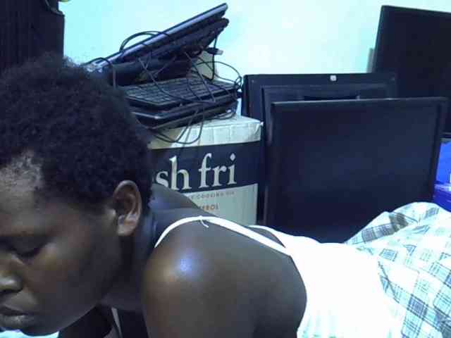 Cute-aliyah webcam