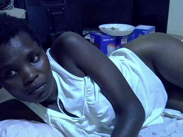 Cute-aliyah webcam