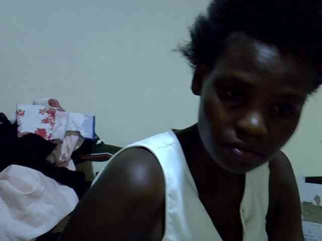 Cute-aliyah webcam