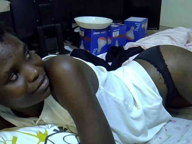 Cute-aliyah webcam