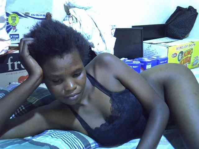 Cute-aliyah webcam