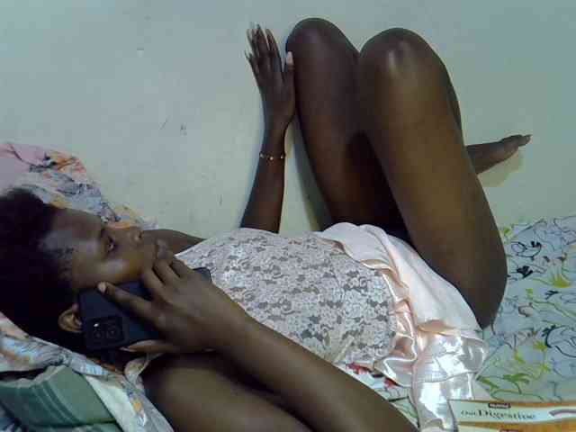 Cute-aliyah webcam