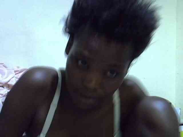 Cute-aliyah webcam