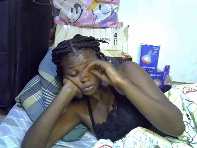 Cute-aliyah webcam