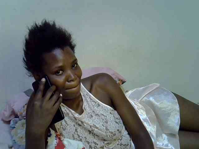 Cute-aliyah webcam