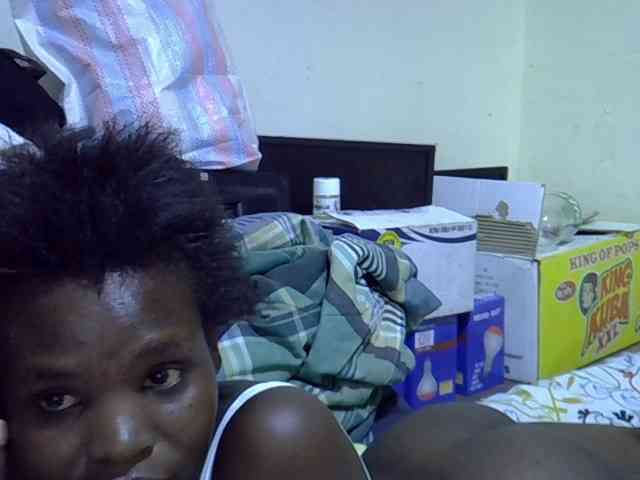 Cute-aliyah webcam