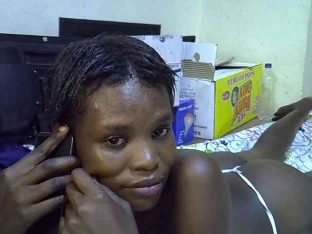 Cute-aliyah webcam
