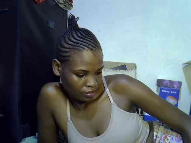 Cute-aliyah webcam