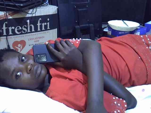 Cute-aliyah webcam