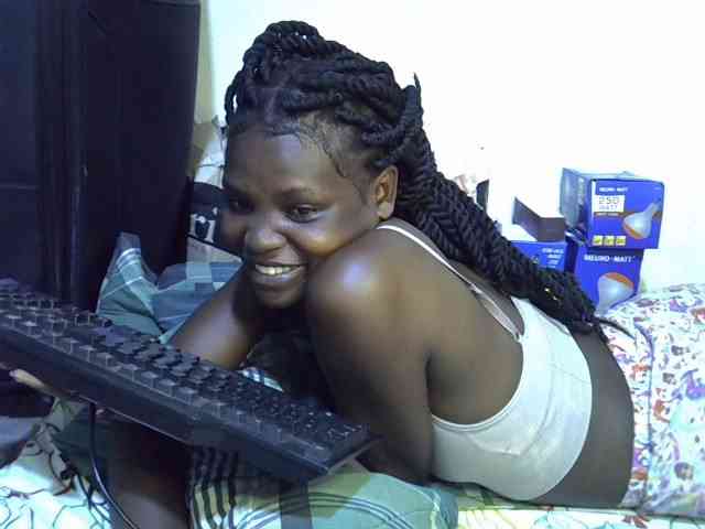Cute-aliyah webcam