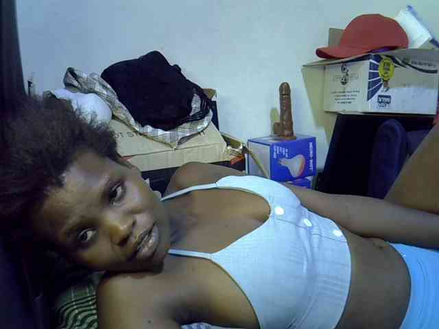 Cute-aliyah webcam