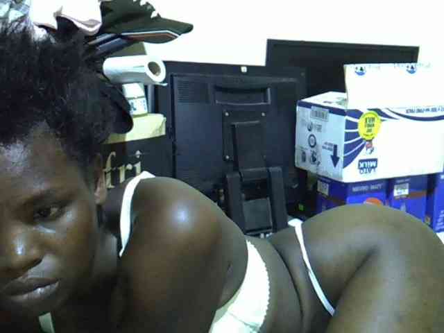 Cute-aliyah webcam