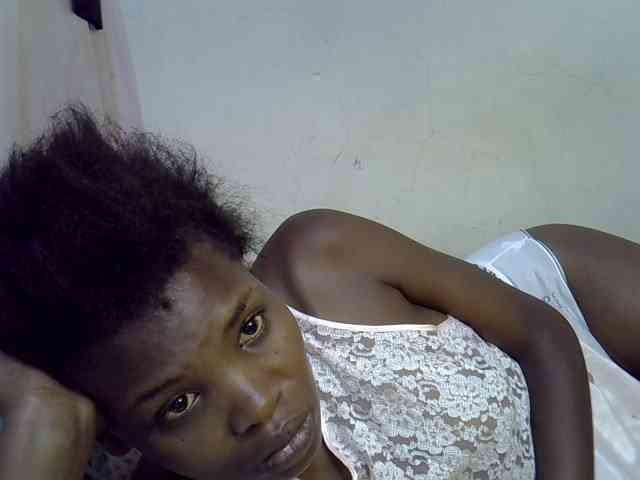 Cute-aliyah webcam