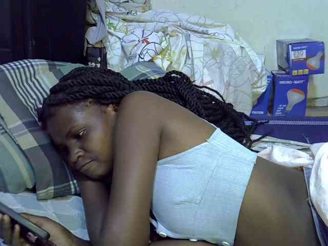 Cute-aliyah webcam