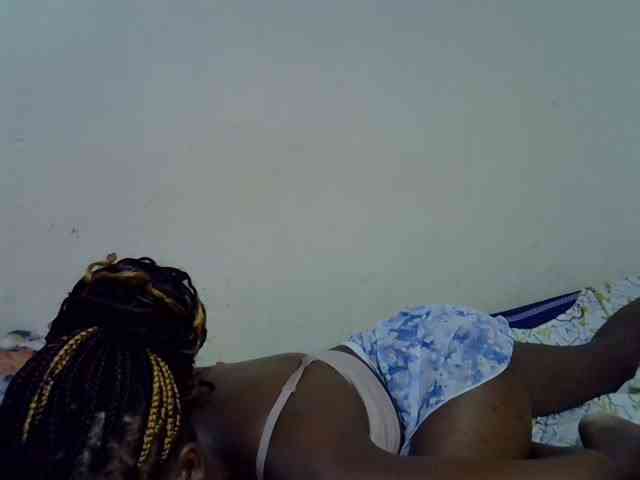Cute-aliyah webcam